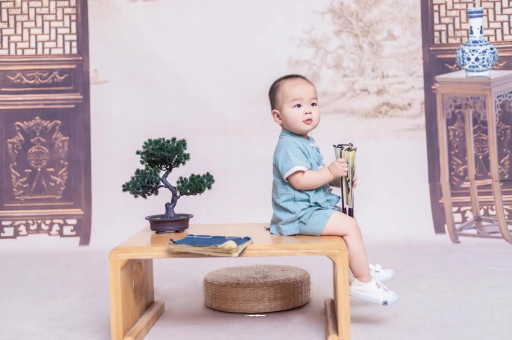 四平孕妇尖肚子和圆肚子